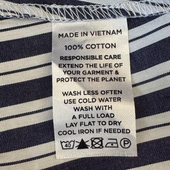 HILL HOUSE The Delphine Nap Skirt in Navy Stripe - Picture 7 of 7